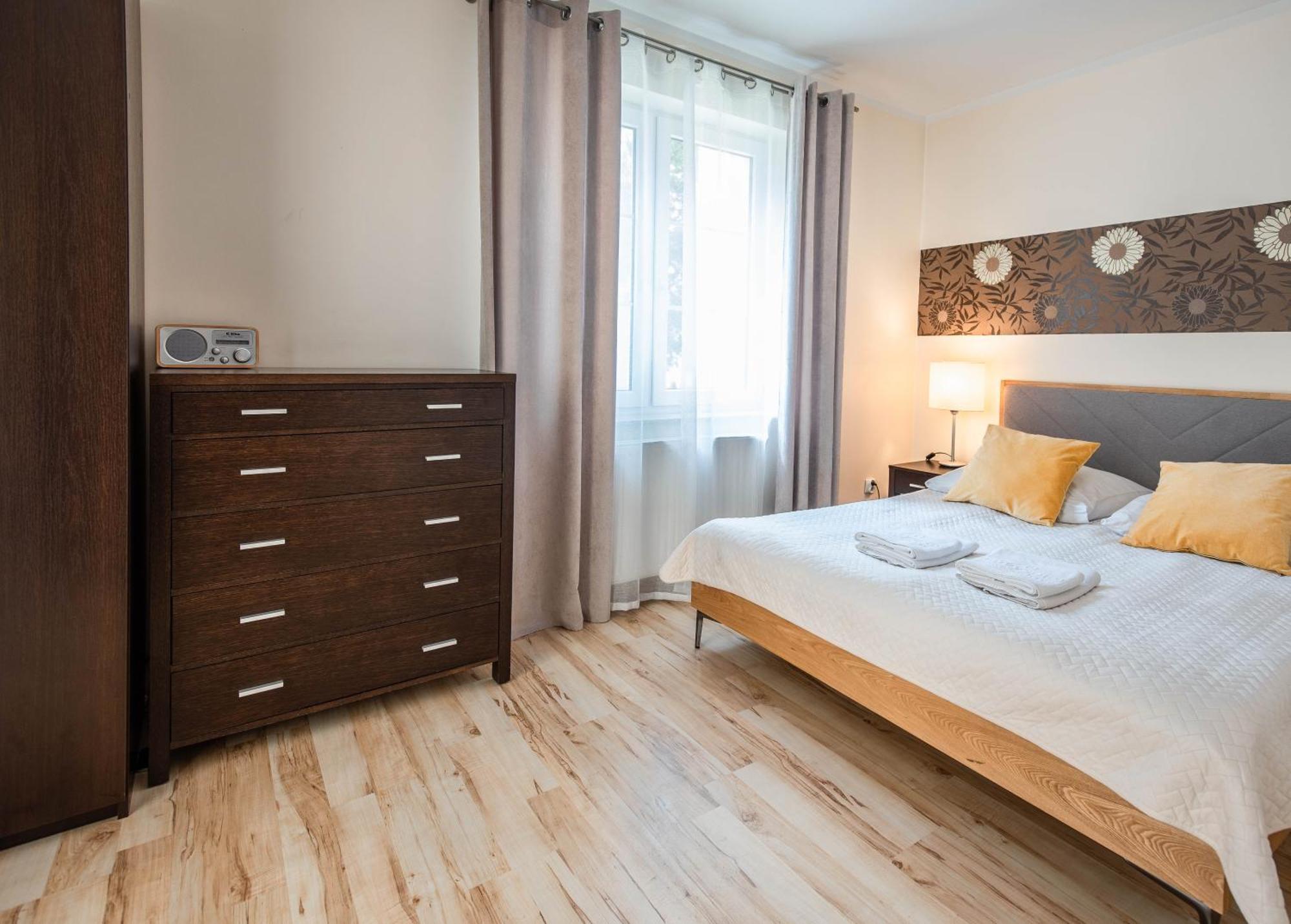 Świnoujście Apartamenty Na Wyspie - Villa Park - Parking מראה חיצוני תמונה