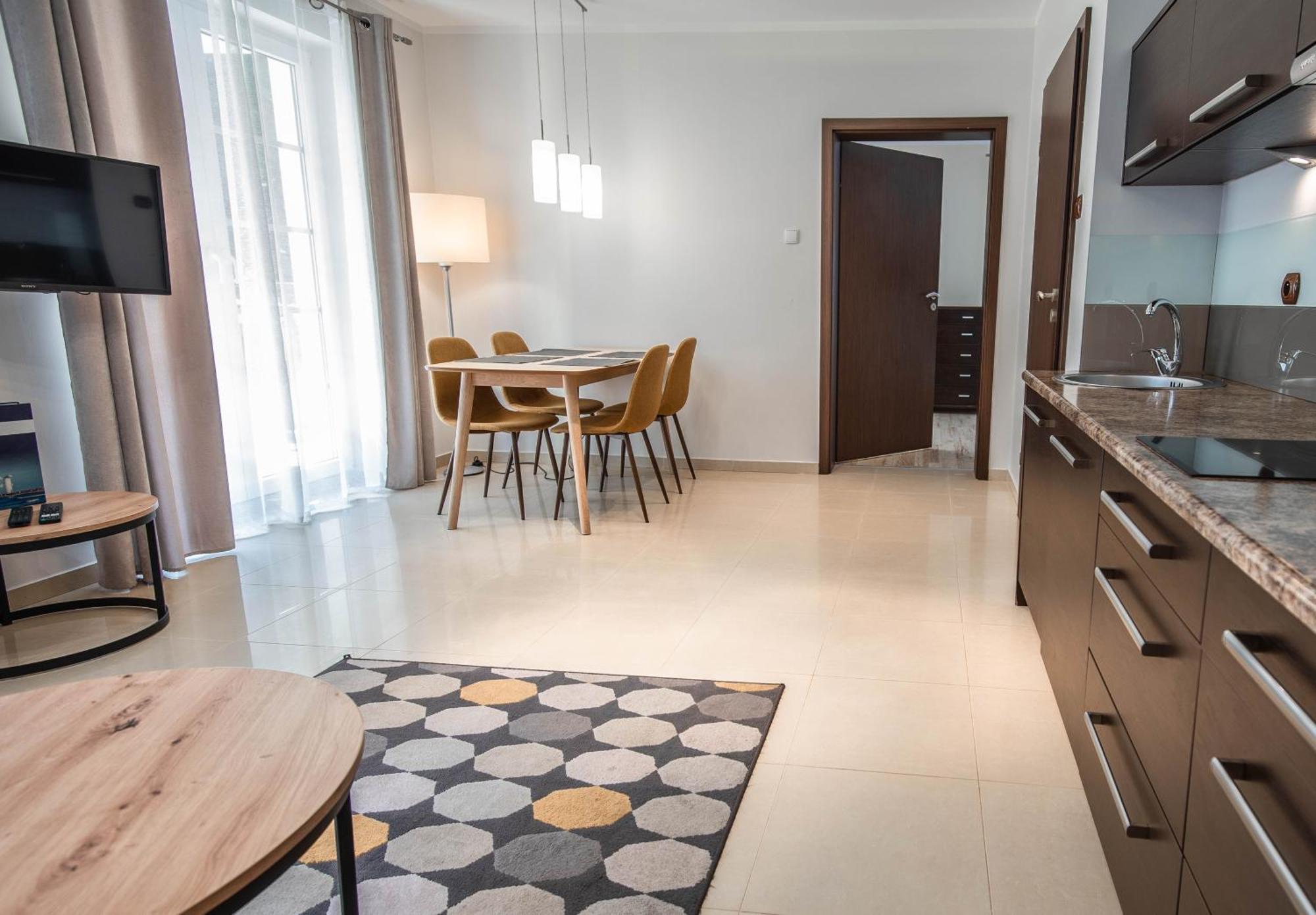 Świnoujście Apartamenty Na Wyspie - Villa Park - Parking מראה חיצוני תמונה