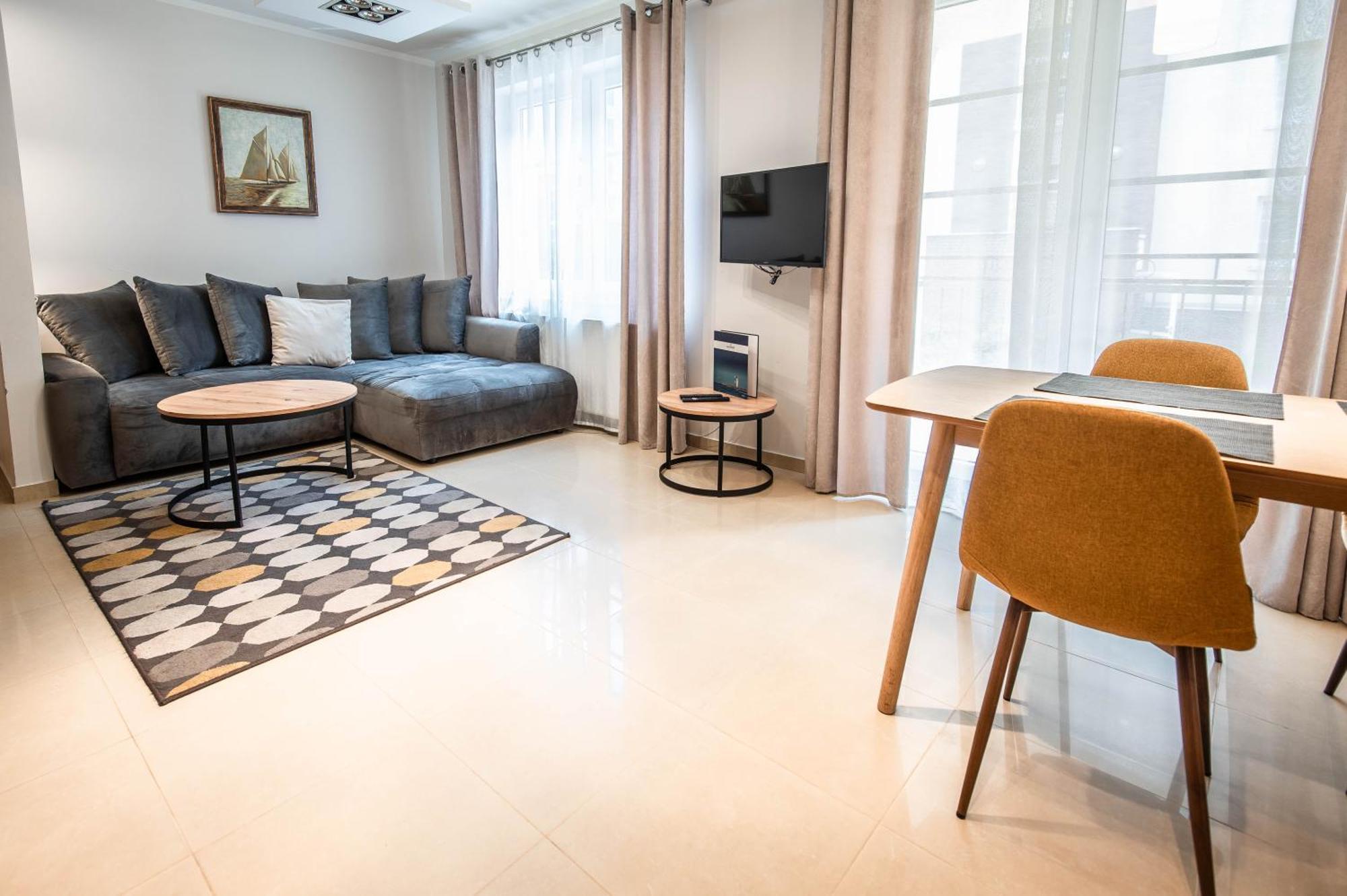 Świnoujście Apartamenty Na Wyspie - Villa Park - Parking מראה חיצוני תמונה