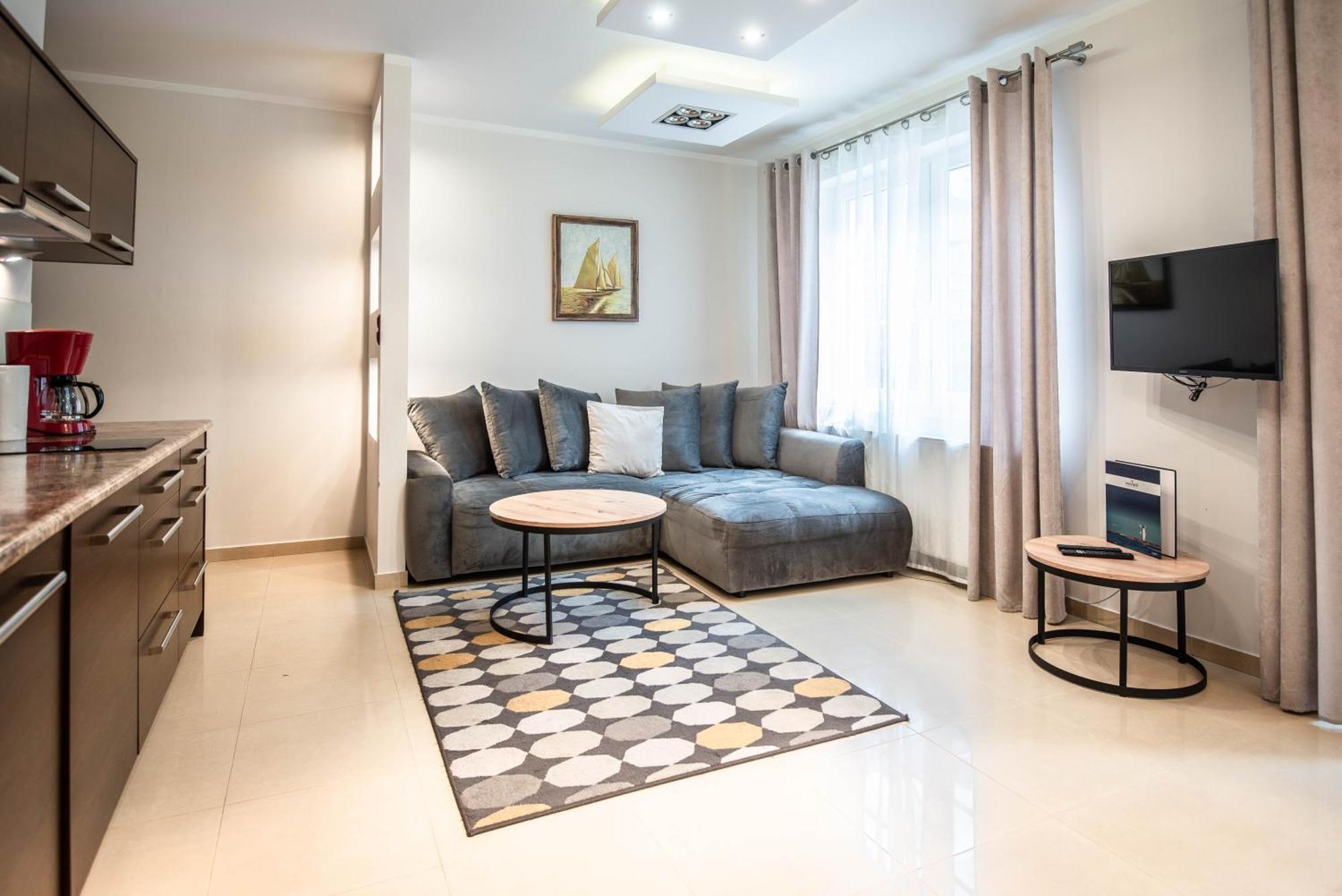 Świnoujście Apartamenty Na Wyspie - Villa Park - Parking מראה חיצוני תמונה