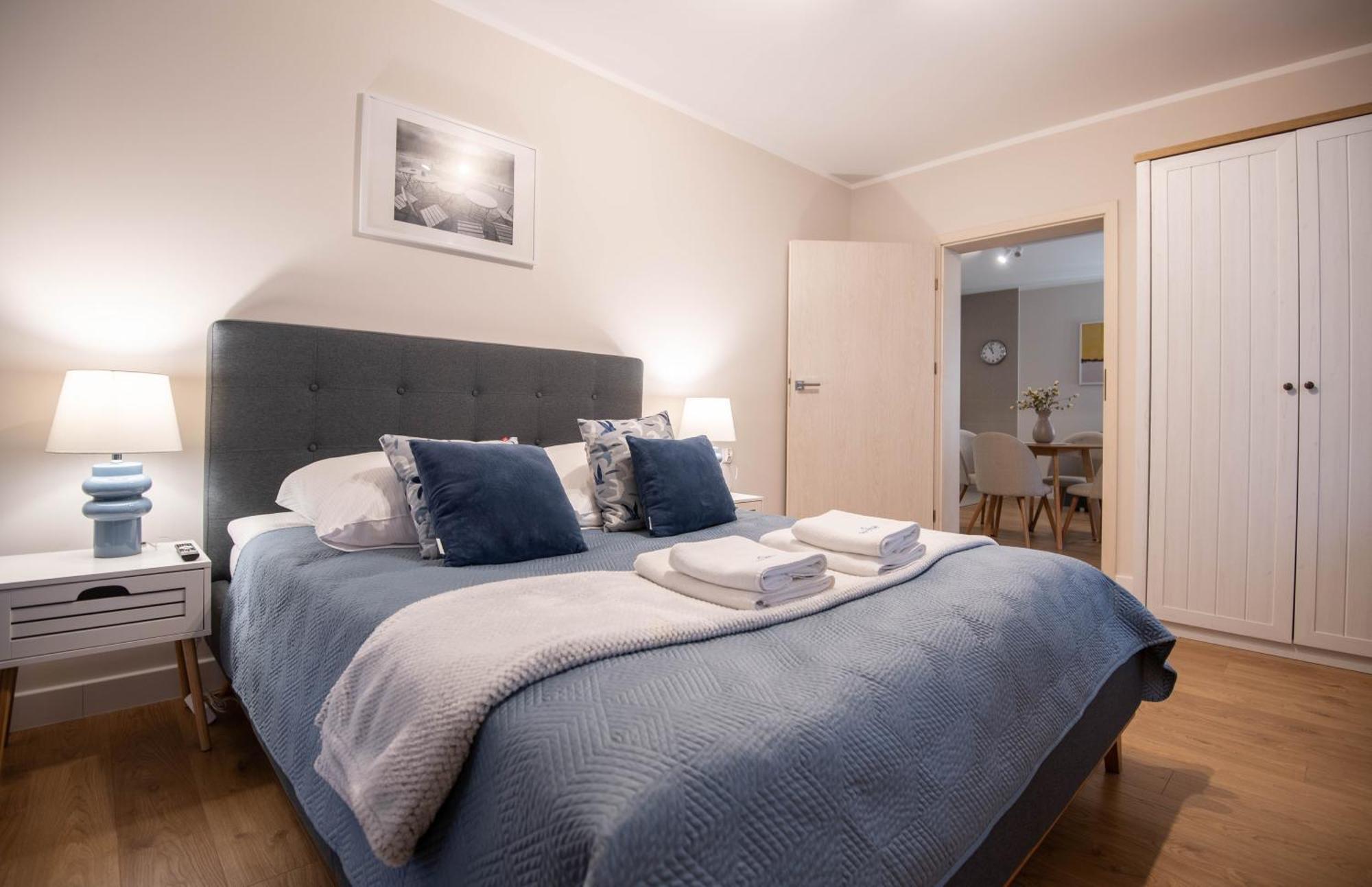 Świnoujście Apartamenty Na Wyspie - Villa Park - Parking מראה חיצוני תמונה