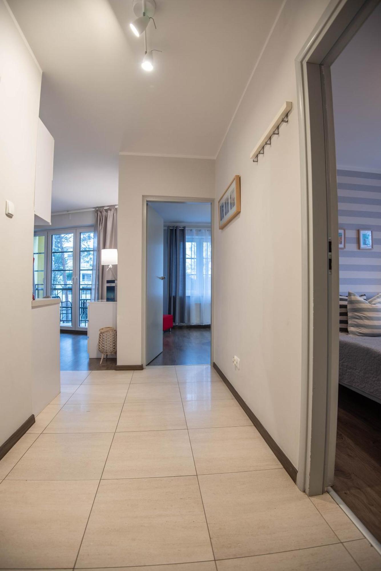 Świnoujście Apartamenty Na Wyspie - Villa Park - Parking מראה חיצוני תמונה