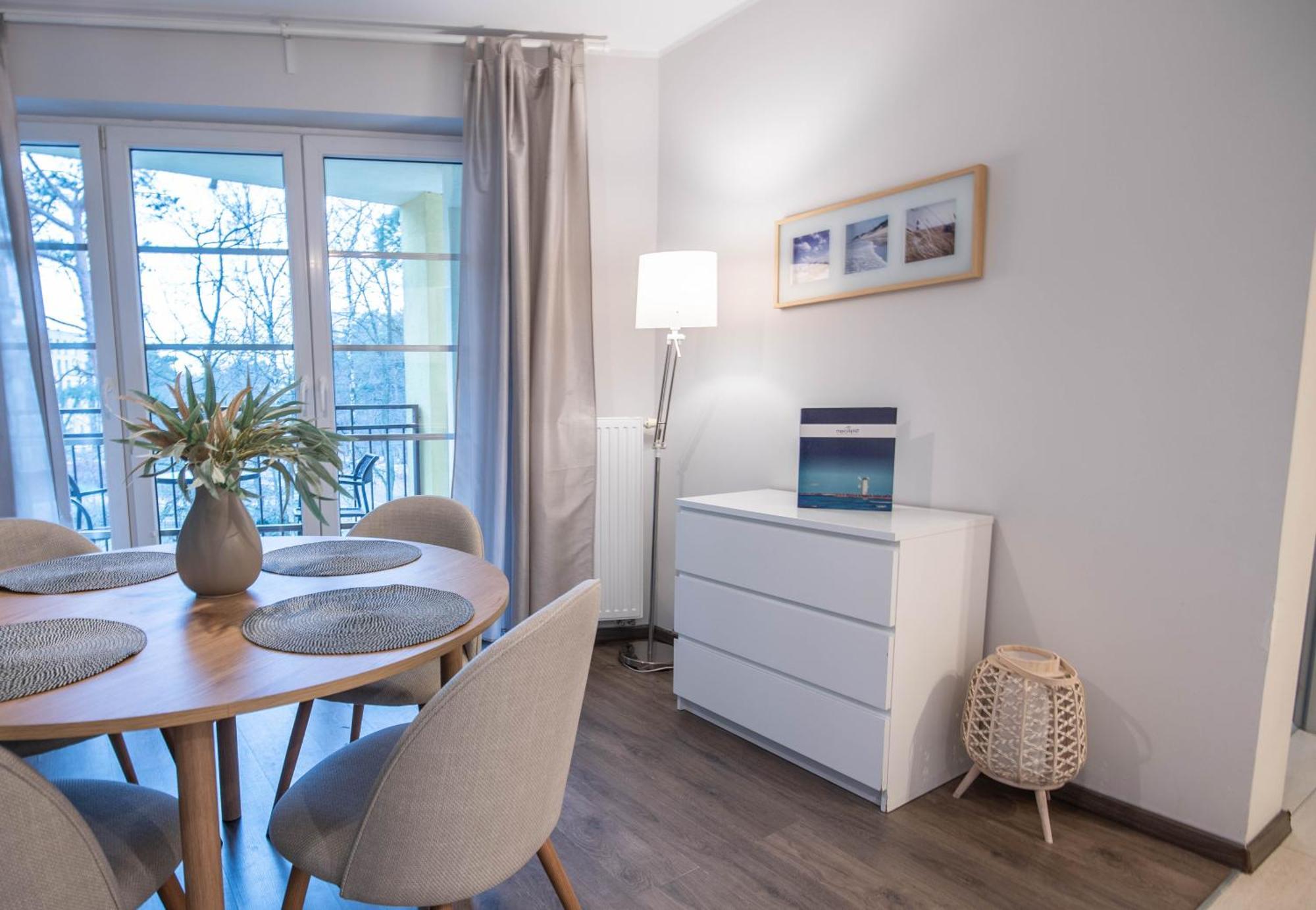 Świnoujście Apartamenty Na Wyspie - Villa Park - Parking מראה חיצוני תמונה