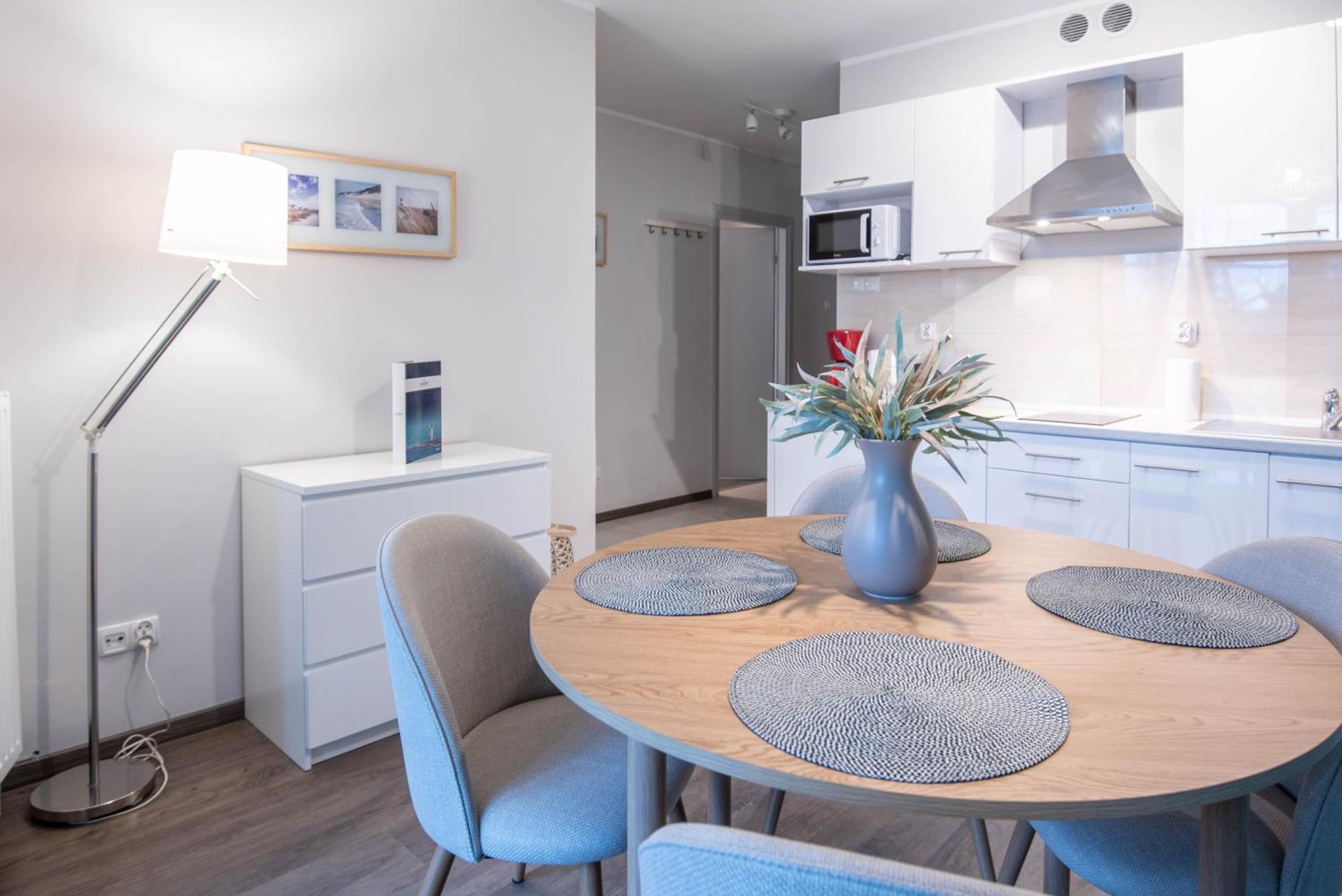 Świnoujście Apartamenty Na Wyspie - Villa Park - Parking מראה חיצוני תמונה