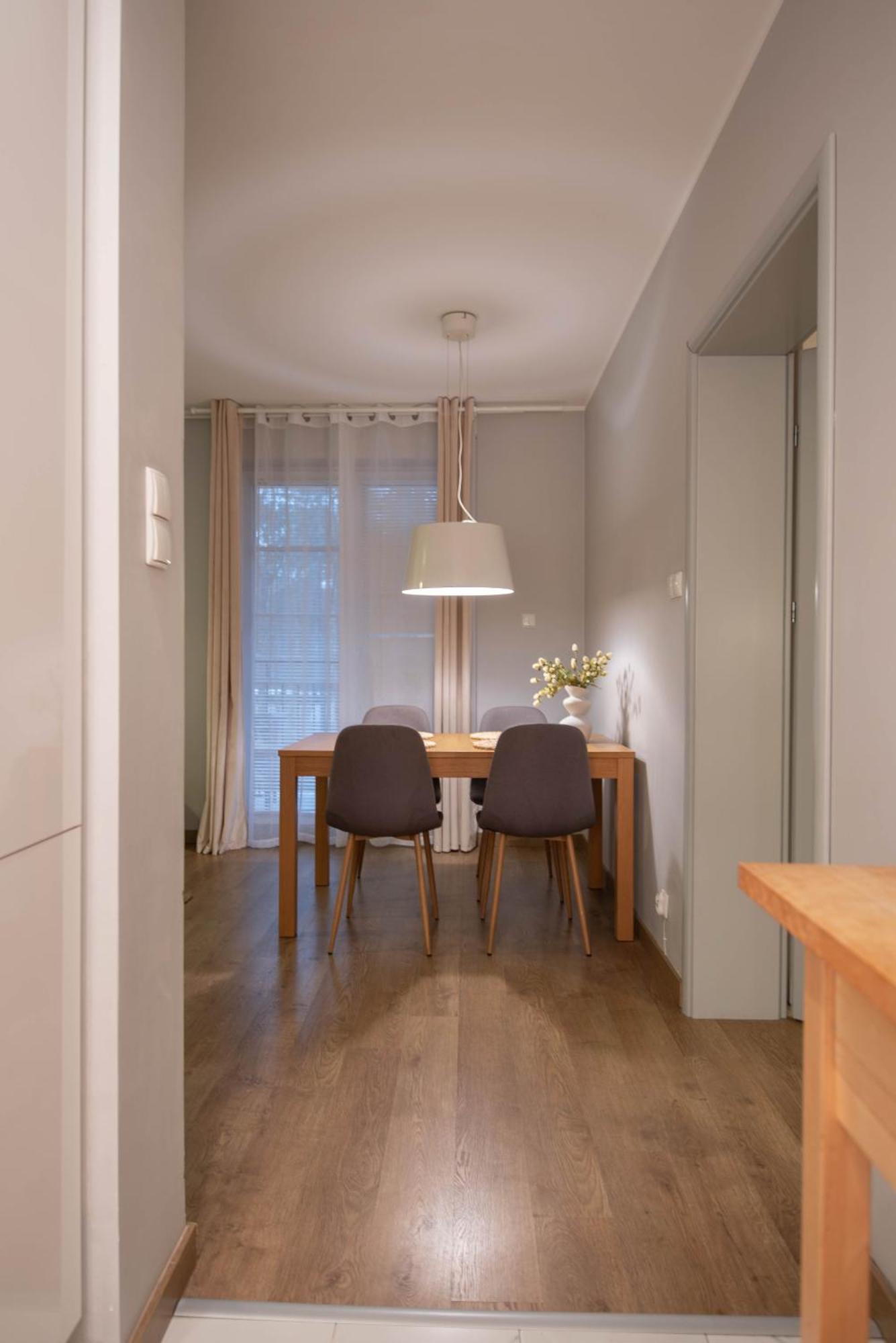 Świnoujście Apartamenty Na Wyspie - Villa Park - Parking מראה חיצוני תמונה