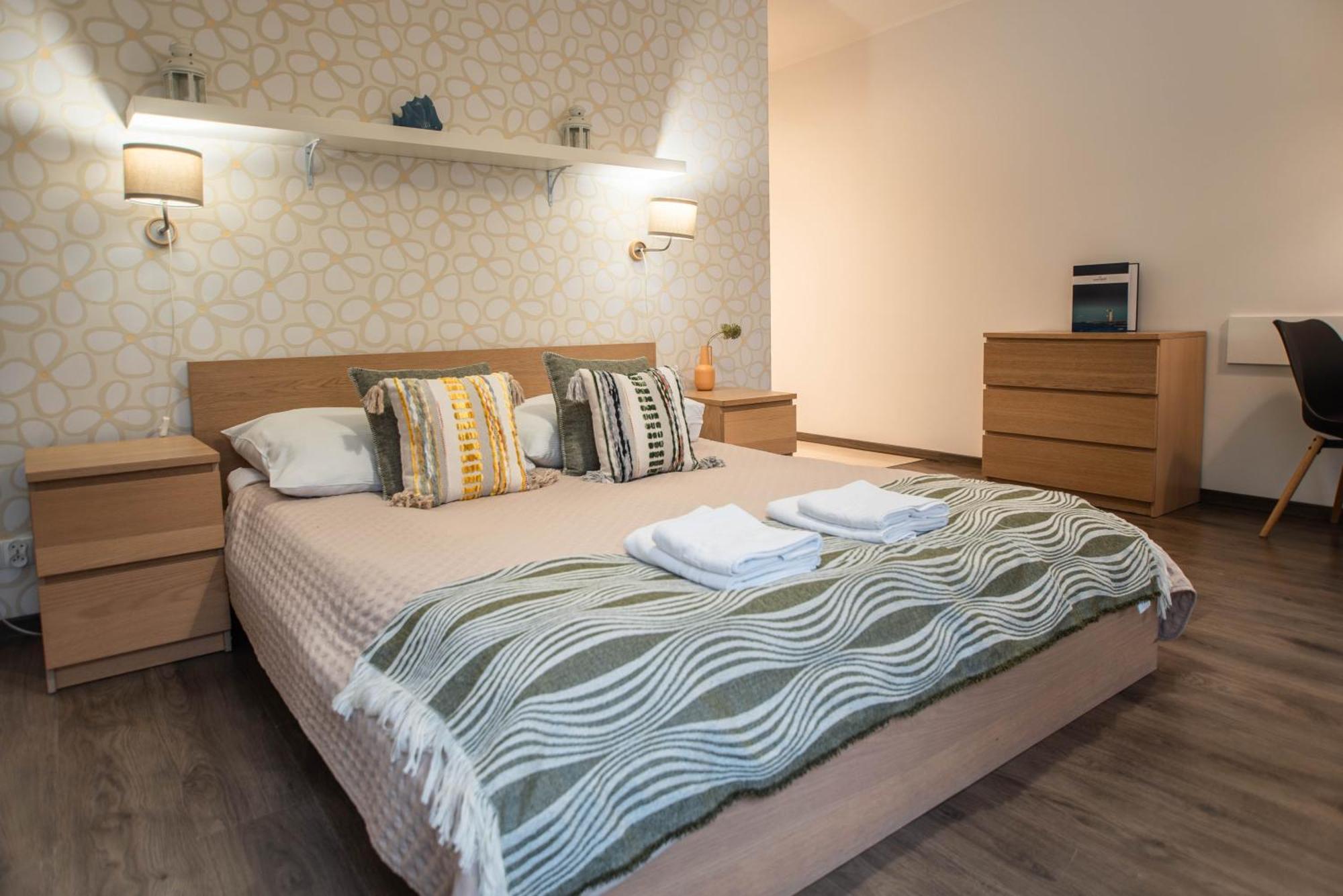 Świnoujście Apartamenty Na Wyspie - Villa Park - Parking מראה חיצוני תמונה