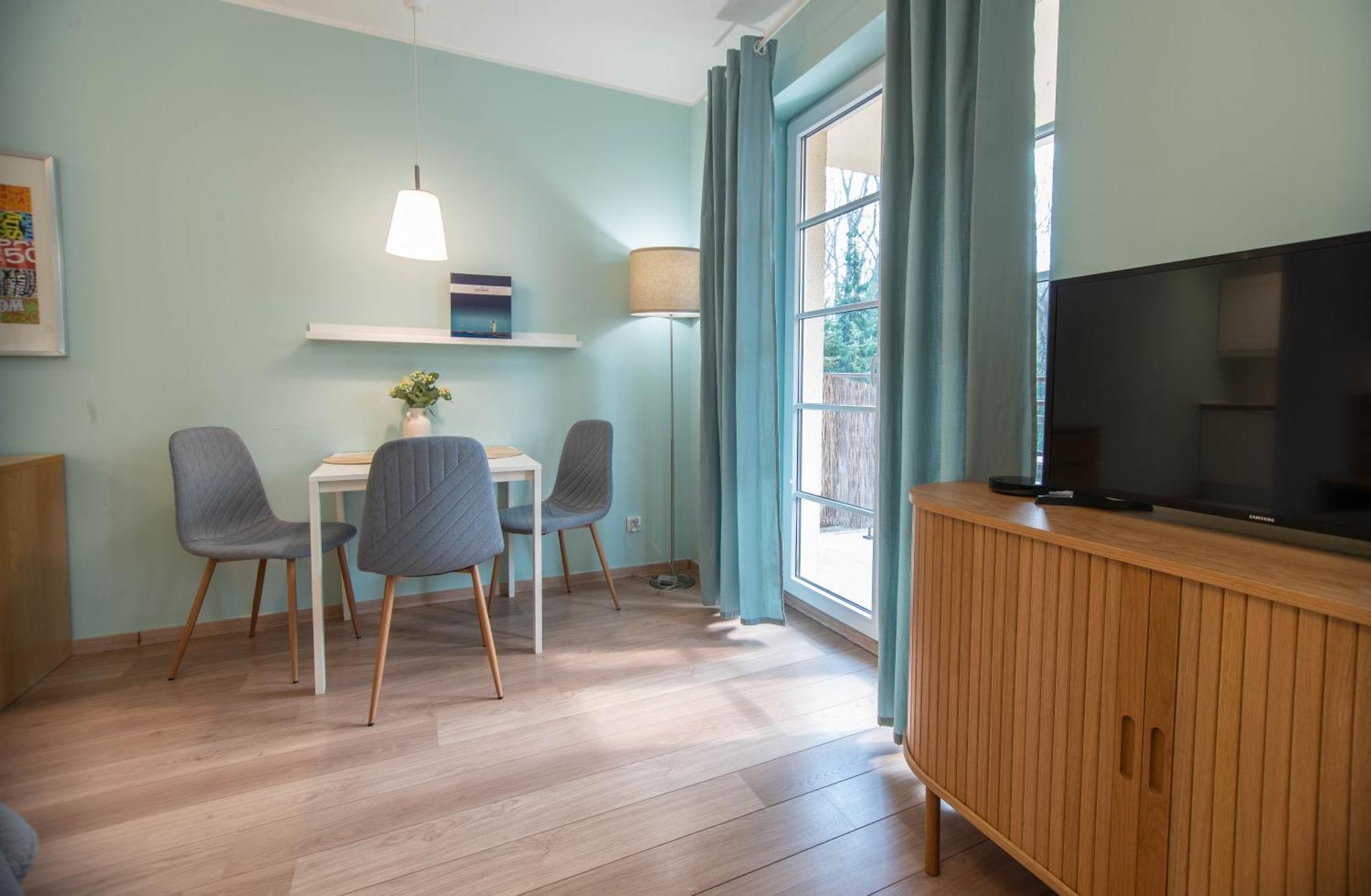 Świnoujście Apartamenty Na Wyspie - Villa Park - Parking מראה חיצוני תמונה