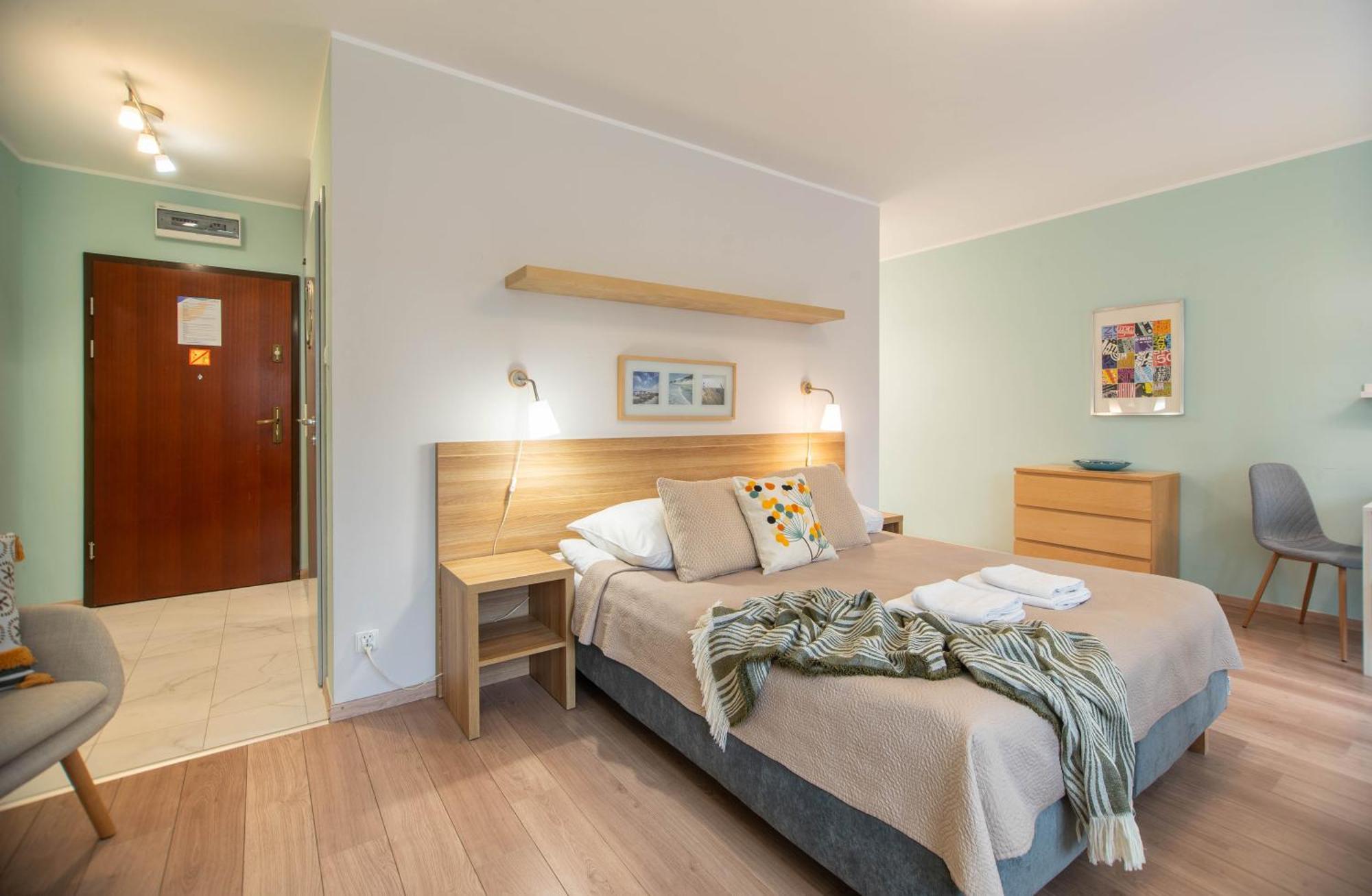 Świnoujście Apartamenty Na Wyspie - Villa Park - Parking מראה חיצוני תמונה