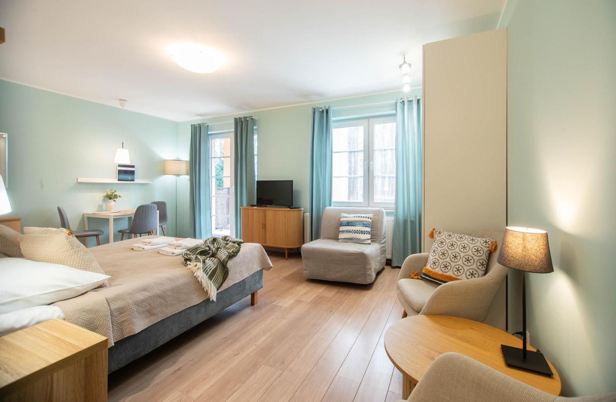Świnoujście Apartamenty Na Wyspie - Villa Park - Parking מראה חיצוני תמונה